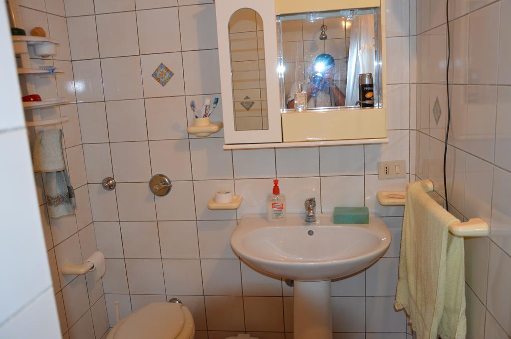 Вилла Casa Vacanze Scurati Кустоначи Номер фото
