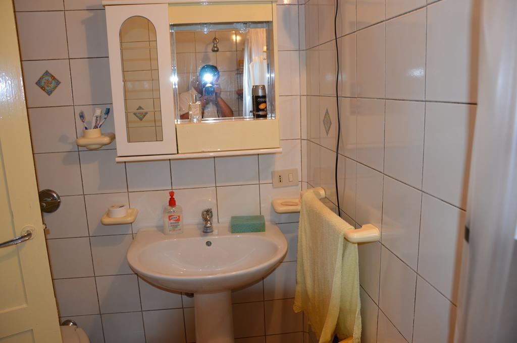 Вилла Casa Vacanze Scurati Кустоначи Номер фото