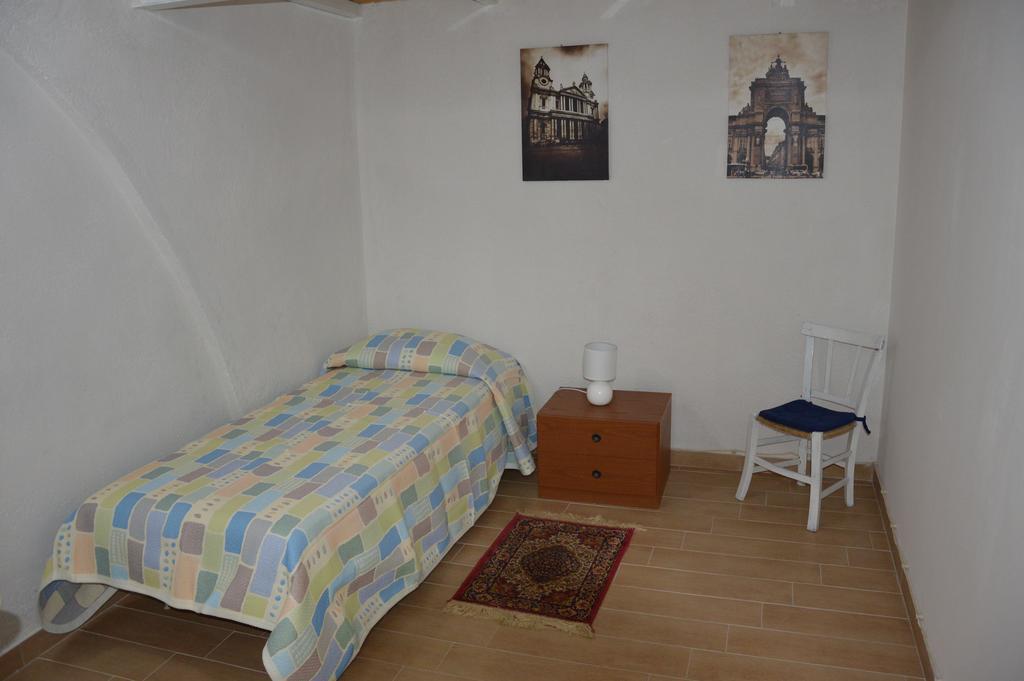 Вилла Casa Vacanze Scurati Кустоначи Номер фото